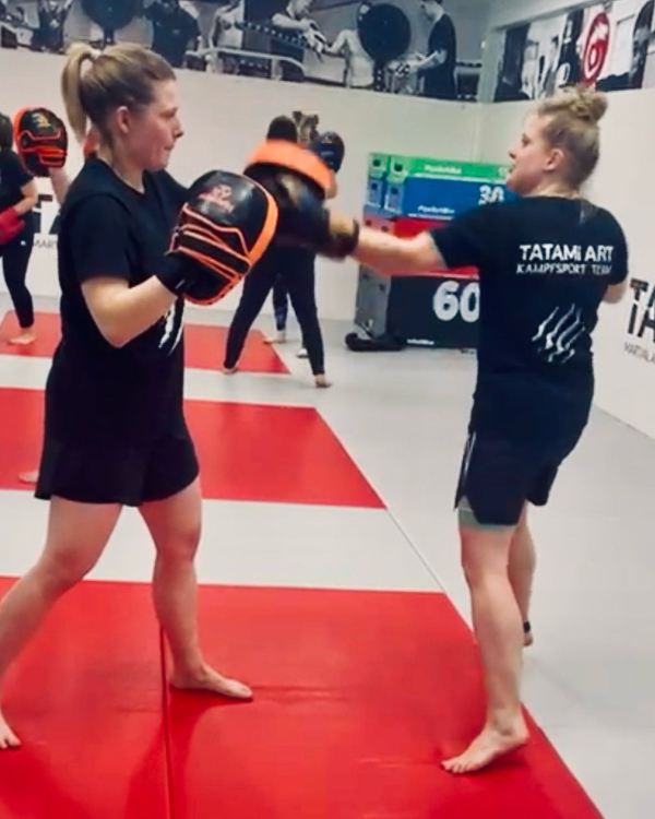 Kickboxen Ladies Only Snapshot Bild